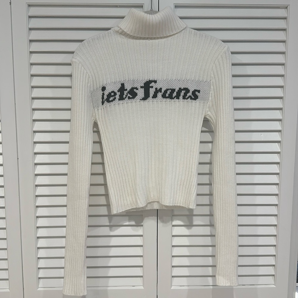 Iet’s Frans logo turtleneck sweater